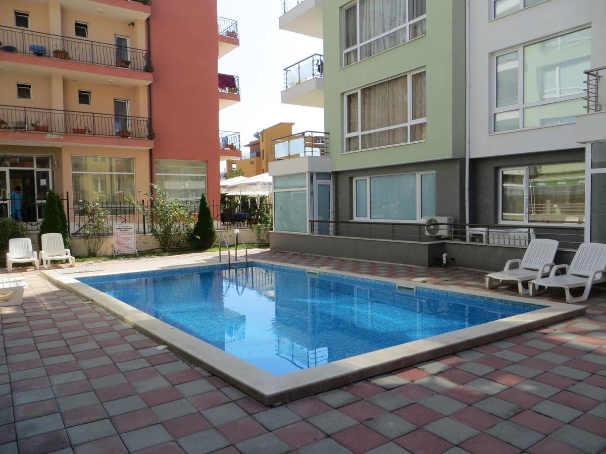 Apartments In Azalia 2 Complex Nesebar Luaran gambar